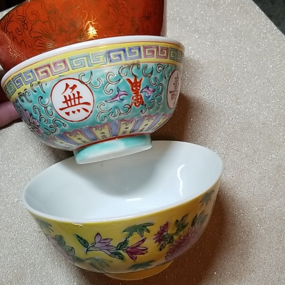 VTG Japan Set 3 Handpainted Rice Bowls